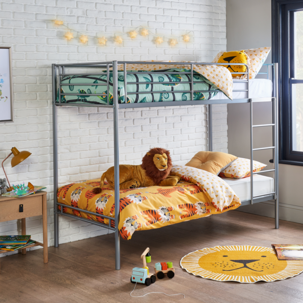 Bunk bed for kids room